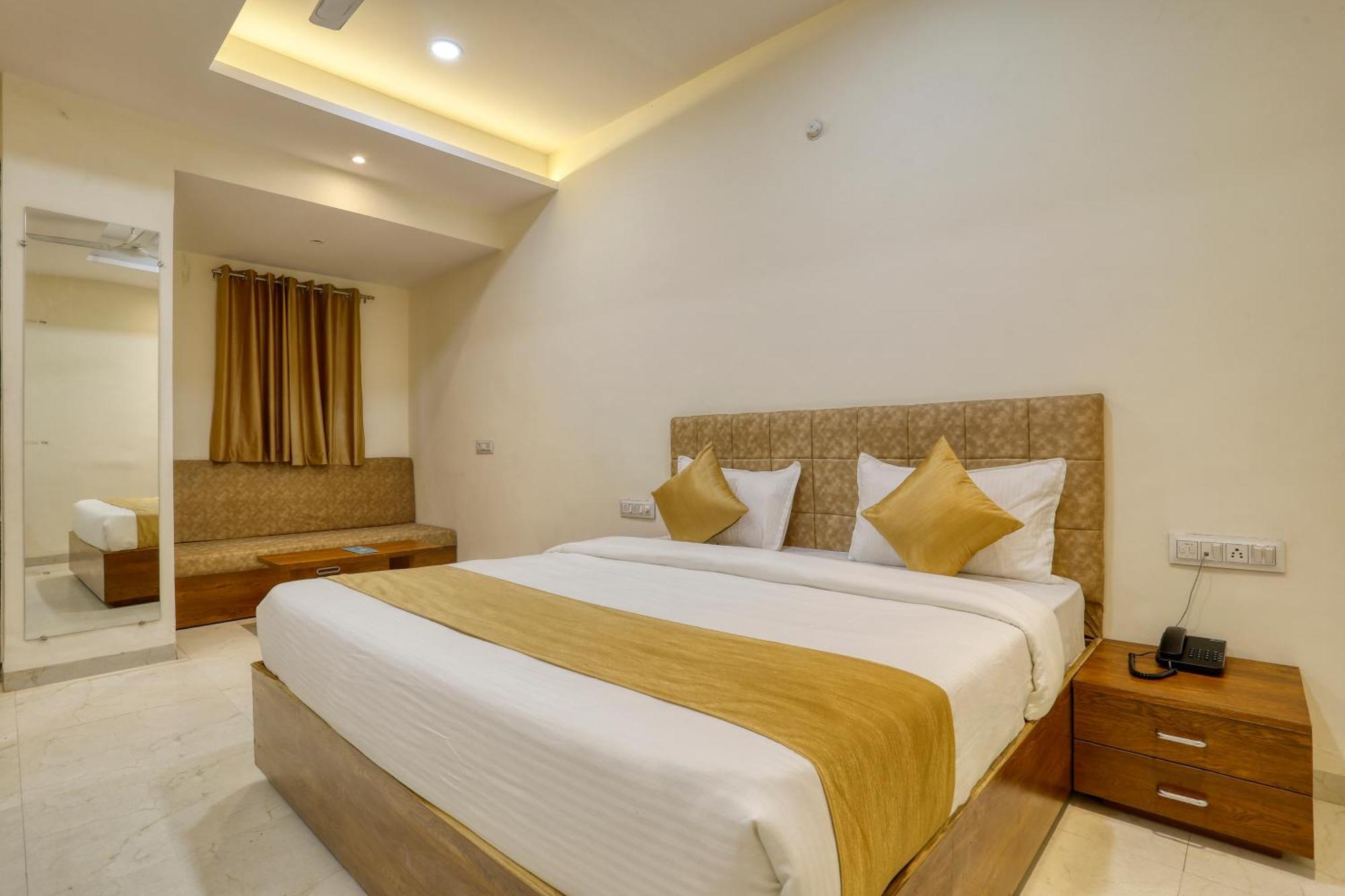 Soonstay Hotel Konark Indore Exterior foto